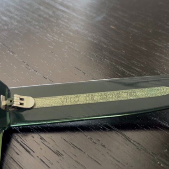 illesteva Vito Sunglasses - limited edition color (green) - Picture 2 of 6